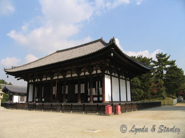 興福寺の国宝「東金堂」