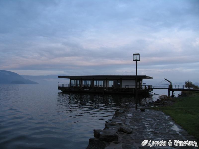 Lake Toya (洞爺湖)