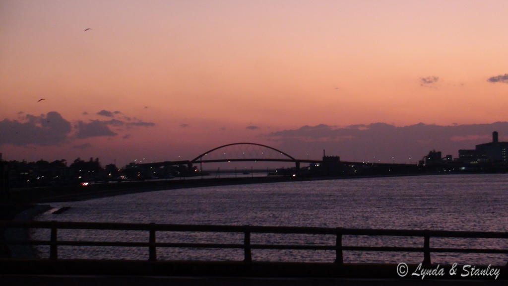 日落紀の川