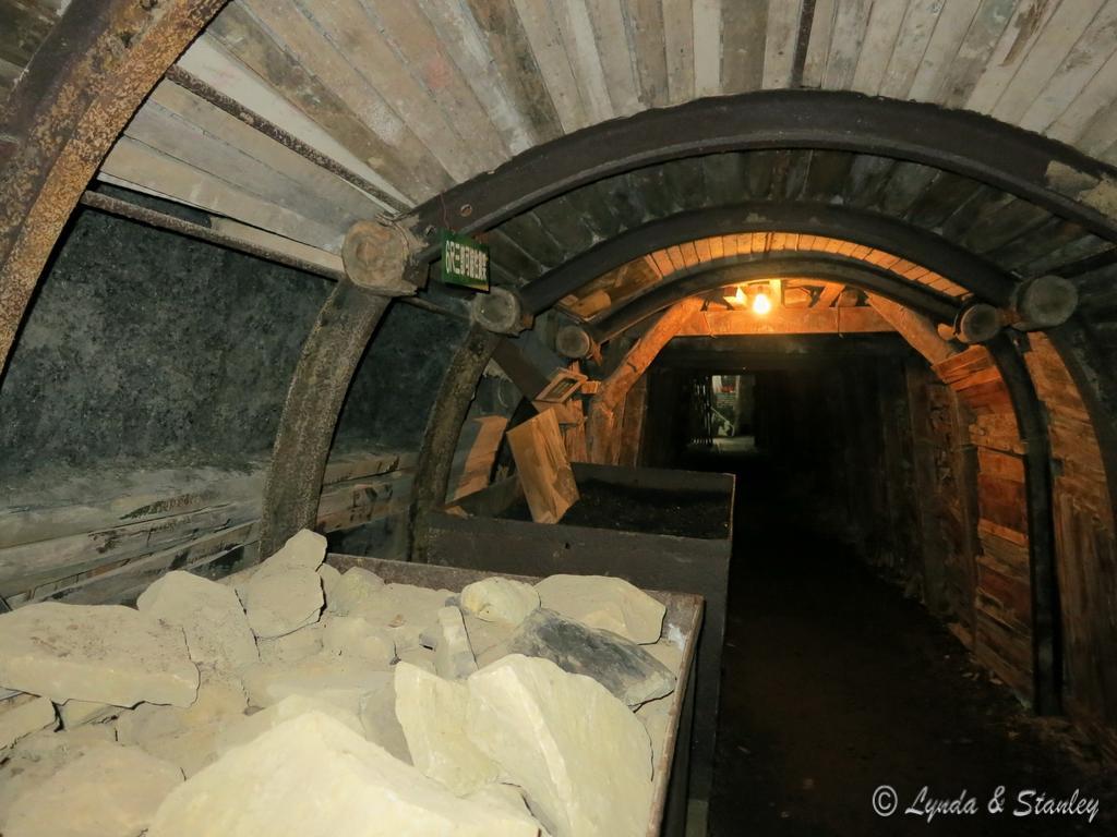 2012-03-22 14-21-49